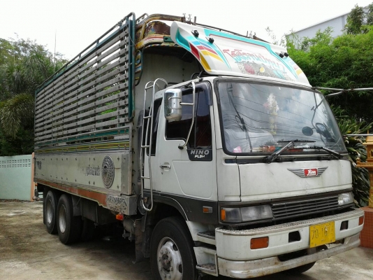 สิบล้อ ฮีโน่ FL3M 240ปี39 เครืองเกียร์เดิมๆ เพาเดียว ช่วงยาว6.50ม สภาพดีสวยเดิมๆพร้อมใช้งาน ทะเบียนพร้อมโอน