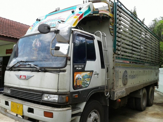 สิบล้อ ฮีโน่ FL3M 240ปี39 เครืองเกียร์เดิมๆ เพาเดียว ช่วงยาว6.50ม สภาพดีสวยเดิมๆพร้อมใช้งาน ทะเบียนพร้อมโอน