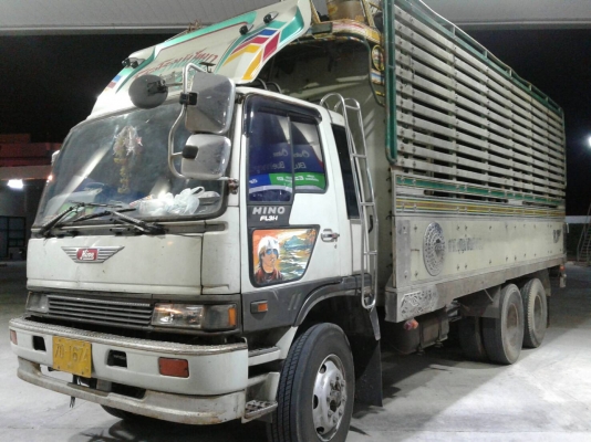 สิบล้อ ฮีโน่ FL3M 240ปี39 เครืองเกียร์เดิมๆ เพาเดียว ช่วงยาว6.50ม สภาพดีสวยเดิมๆพร้อมใช้งาน ทะเบียนพร้อมโอน