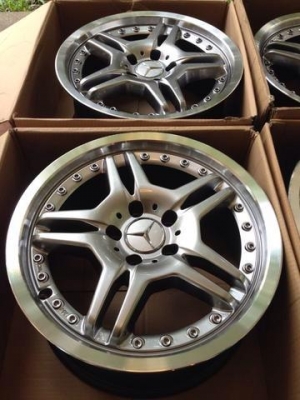 ล้อลาย AMG ขอบ17 สภาพสวย ไม่มีซ่อม ราคาไม่แพง