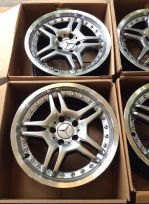 ล้อลาย AMG ขอบ17 สภาพสวย ไม่มีซ่อม ราคาไม่แพง