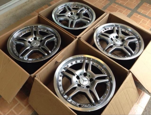 ล้อลาย AMG ขอบ17 สภาพสวย ไม่มีซ่อม ราคาไม่แพง