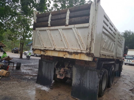 ขายรถบรรทุกสิบล้อดัมพ์ ISUZU แม่เดี่ยว เครื่อง 320 แรง ปี 51 กระบะดัมพ์สามมิตร มีระบบลากพ่วง ทะเบียนพร้อม