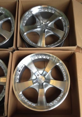 ล้อลาย W-Work LS105 ขอบ17 สภาพสวย ไม่มีซ่อม ราคาไม่แพง