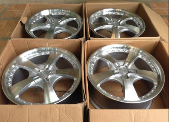 ล้อลาย W-Work LS105 ขอบ17 สภาพสวย ไม่มีซ่อม ราคาไม่แพง