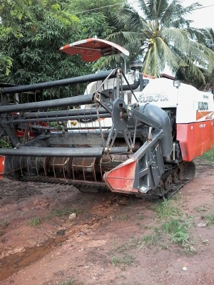 รถเกี่ยวข้าว