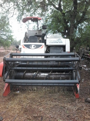 รถเกี่ยวข้าว