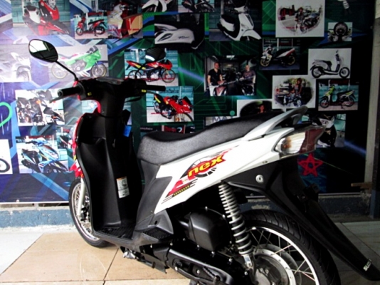 nex สีแดงขาว ลายใหม่ รถปี 58 ระบบหัวฉีดประหยัดน้ำมัน ไซร์เล็กขับคล่องตัวสุดๆ แถม 3 รายการ nex สีแดงขาว ลายใหม่ รถปี 58 ระบบหัวฉีดประหยัดน้ำมัน ไซร์เล็กขับคล่องตัวสุดๆ แถม 3 รายการ