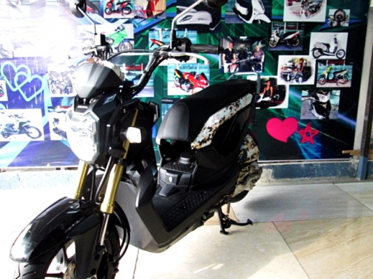 zoomer x  สีดำ ตัวท๊อปคอมบายเบรค เครื่องยนต์เดิมๆจากศูนย์ระบบหัวฉีด PGM FI ประหยัดน้ำมัน แถม 3 รายการ 33900