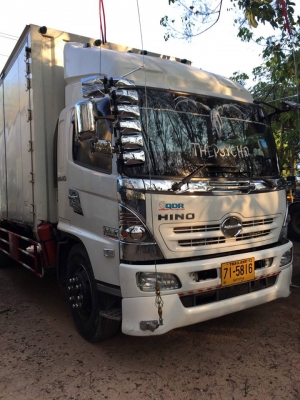 รถบรรทุกสิบล้อ