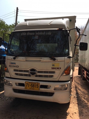 รถบรรทุกสิบล้อ