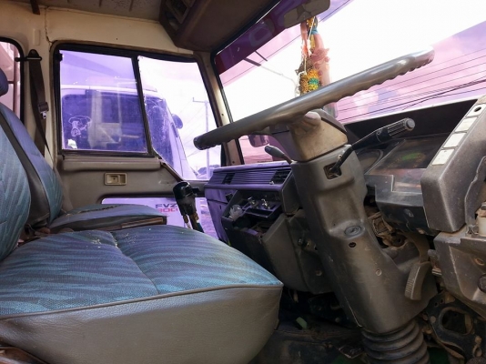 ขายรถ10ล้อ ดั้ม2เพลา FN527M-TF เครื่อง220เทอร์โบ เกียร์โลฮาย10สปีด กระบะดั้มมิเนียม พาวเวอร์ เบรกจิ๊ฟฟี่ ภายในสวย แอร์เย็น เอกสารพร้อมโอน ราคา890,000 สนใจโทร 090-8588220คุณนะ 093-3258446คุณบิว หรือเข้าดูสินค้าอื่นๆได้ที่ www.narong2truck.com หรือ www.truc