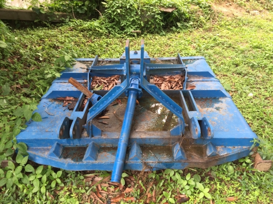 เครื่องตัดหญ้า ขนาด 1.70 ม. พร้อมยอย ของไคเฮงหลี ใช้ดี คนขายใช้เอง ใช้สำหรับรถไถฟอร์ด สอบถามรายละเอียดได้ครับ