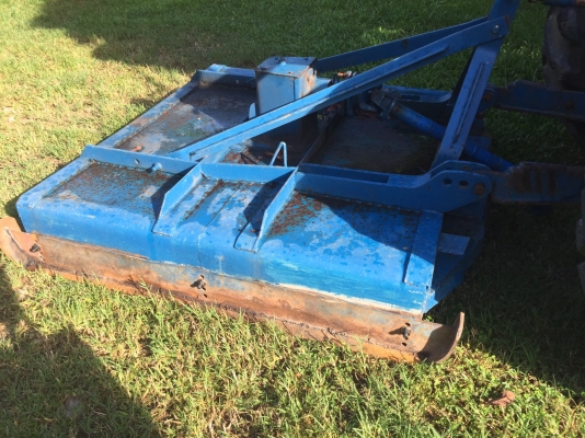 เครื่องตัดหญ้า ขนาด 1.70 ม. พร้อมยอย ของไคเฮงหลี ใช้ดี คนขายใช้เอง ใช้สำหรับรถไถฟอร์ด สอบถามรายละเอียดได้ครับ