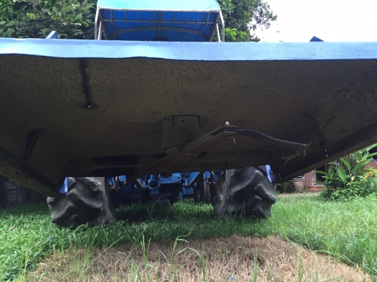 เครื่องตัดหญ้า ขนาด 1.70 ม. พร้อมยอย ของไคเฮงหลี ใช้ดี คนขายใช้เอง ใช้สำหรับรถไถฟอร์ด สอบถามรายละเอียดได้ครับ