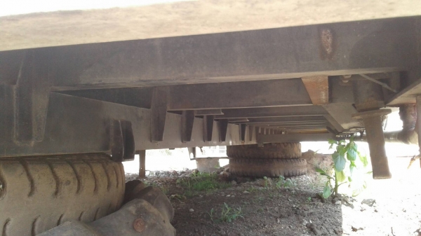 ต้องการขายด่วนกระบะพื้นเรียบสวยๆครับกระบะกว้าง 2.50 เมตร ยาว 6.80 เมตร แซซซี กว้าง 87 cm