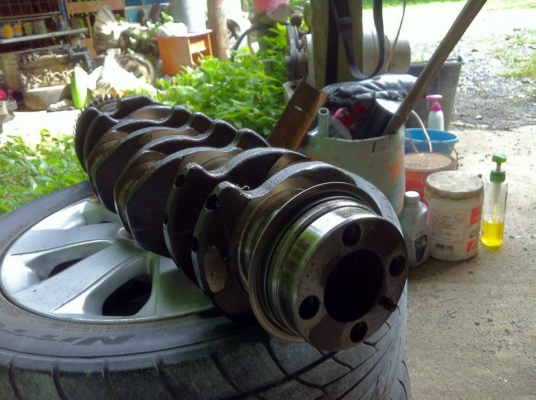 ขายเพลาข้อเหวี่ยง อีซูซุ NPR-120