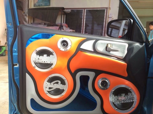 รถกระบะพร้อมเครื่องเสียง จัดเต็ม