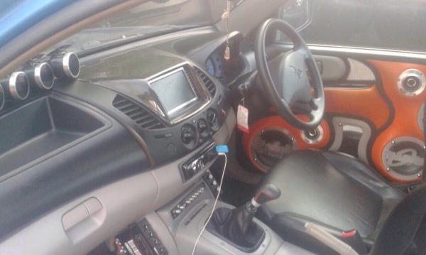 รถกระบะพร้อมเครื่องเสียง จัดเต็ม