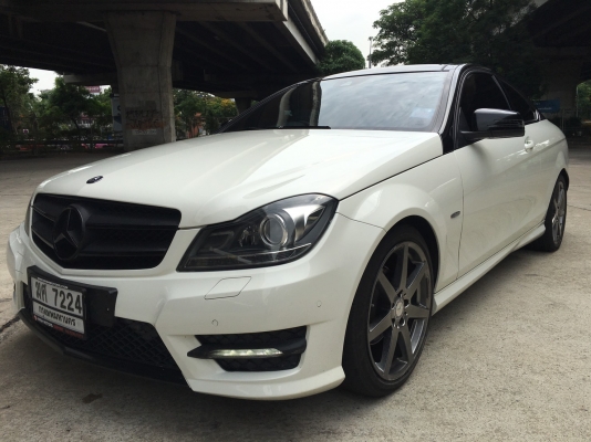 benz c180 coupe สีขาว ปี 2012 amg ท็อปสุดออฟชั่นเต็ม