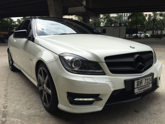 benz c180 coupe สีขาว ปี 2012 amg ท็อปสุดออฟชั่นเต็ม