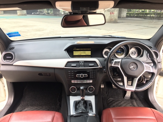 benz c180 coupe สีขาว ปี 2012 amg ท็อปสุดออฟชั่นเต็ม