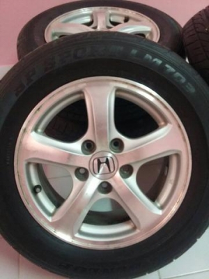 ล้อเดิมhonda civic fd พร้อมยาง ดันลอป 2012 สนใจโทรสอบถาม 0832644434