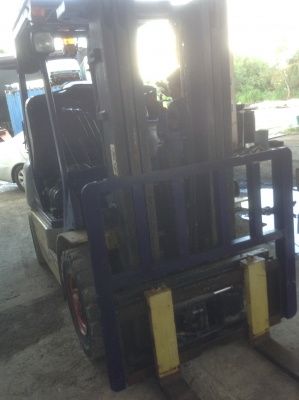 +++ ขายโฟล์คลิฟท์ KOMATSU FD20-12 ขนาด 2 ตัน เครื่องยนต์ดีเซล ISUZU เสา 4 เมตร 3 ท่อน เกียร์ธรรมดา ยางตัน +++ ขายโฟล์คลิฟท์ KOMATSU FD20-12 ขนาด 2 ตัน เครื่องยนต์ดีเซล ISUZU เสา 4 เมตร 3 ท่อน เกียร์ธรรมดา ยางตัน