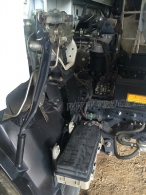 ISUZU 6 ล้อ ดัมพ์  ปีจดทะเบียน 2557   150 แรงม้า