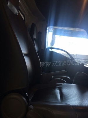 ISUZU 6 ล้อ ดัมพ์  ปีจดทะเบียน 2557   150 แรงม้า