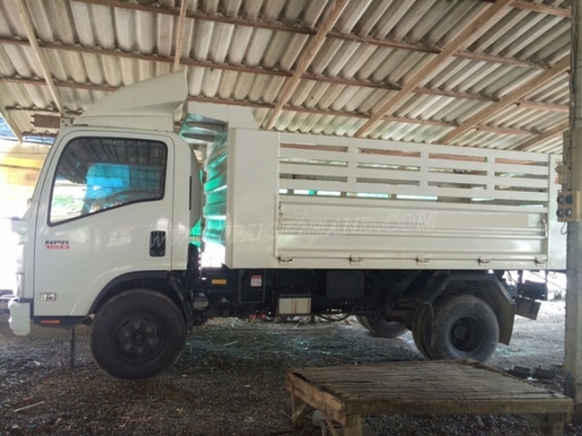 ISUZU 6 ล้อ ดัมพ์  ปีจดทะเบียน 2557   150 แรงม้า