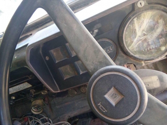 6 ล้อหน้ายาว 165 แรงisuzu HTR 114-39018xxรถห้างแท้ เฟืองท้ายใหญ่ เครื่อง 6BD1 เล่มทะเบียน