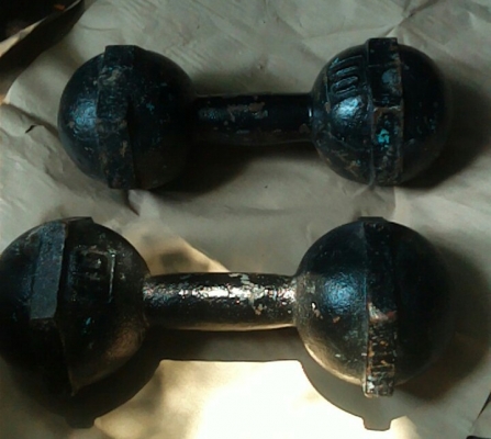 ดัมเบลตุัม 10 กิโลกรัม โทร.0875328871 ลดราคาเหลือ 550 บาท