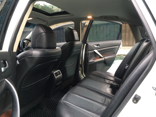 2012 NISSAN TEANA 250 XV V6 สีขาว