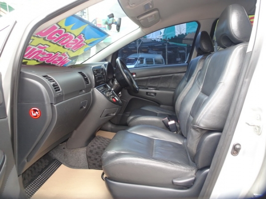 TOYOTA WISH 2.0Q AT ปี 2004