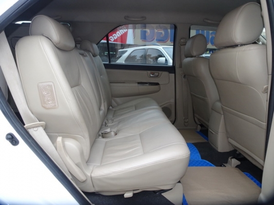 TOYOTA FORTUNER 3.0 SmartV 4WD AT ปี 2008
