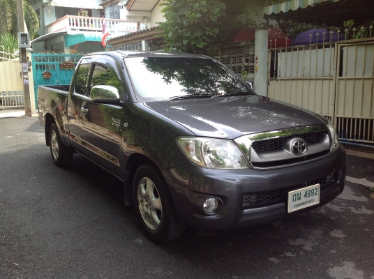 ปี 2009 Toyota hilux vigo smart cab 2.7G vvt-i  abs airbag คู่