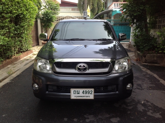 ปี 2009 Toyota hilux vigo smart cab 2.7G vvt-i  abs airbag คู่