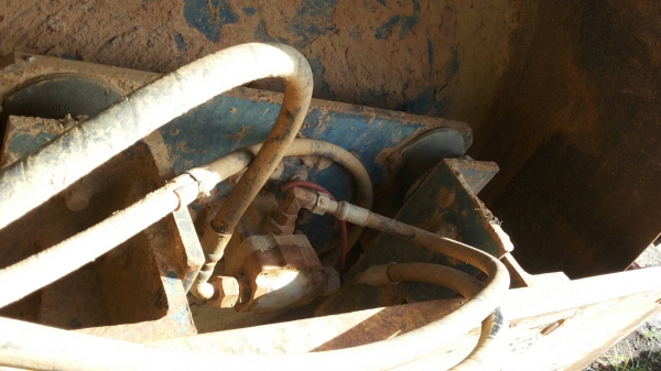 ขาย รถบด VlBROMAX - 2000.     สนใจติดต่อ  081 - 6079515