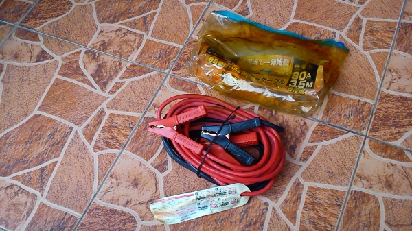 สายพ่วงแบตเตอรี่รถยนต์ สภาพเป็นของใหม่เก่าเก็บจากญี่ปุ่น ขนาด 80แอมป์ ยาว3.5เมตร