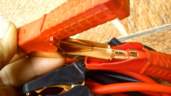 สายพ่วงแบตเตอรี่ มือสองจากญี่ปุ่น ความยาว3.5 เมตร สายพ่วงแบตเตอรี่ มือสองจากญี่ปุ่น ความยาว3.5 เมตร