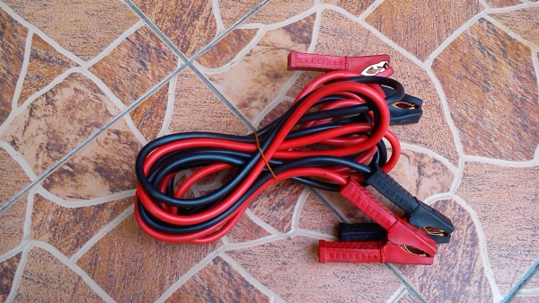 สายพ่วงแบตเตอรี่ มือสองจากญี่ปุ่น ความยาว3.5 เมตร สายพ่วงแบตเตอรี่ มือสองจากญี่ปุ่น ความยาว3.5 เมตร