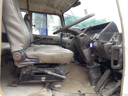 ขายด่วนรถสิบล้อเทนเลอรHINOZMเตรือง300แรงยาว8.20เมตร