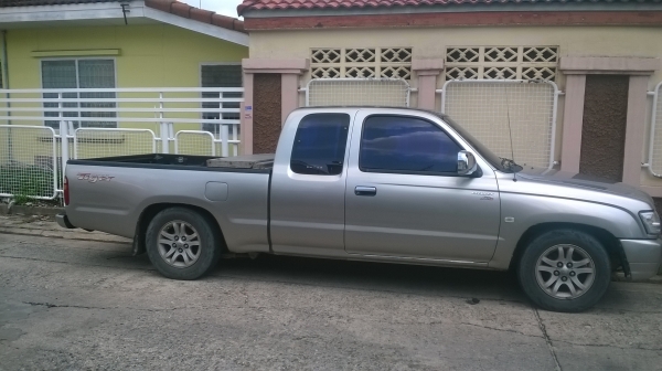 ขาย toyota  d4d  ปี2004  120000