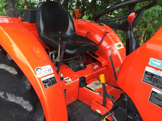 ขายรถไถคูโบต้า L3608(4WD)2เพลา ใช้งาน 500 ชม. อุปกรณ์ครบ สนใจติดต่อ 081-9136451 คุนโบว์