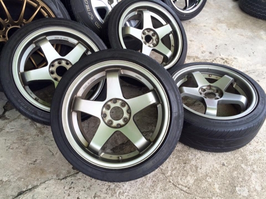 Nismo ขอบ17"4รู100&amp;114xก7.5"ออฟ40 ตีขายเฉพาะแม็ก ยกชุด6,500.บ(ยางแถมฟรี)