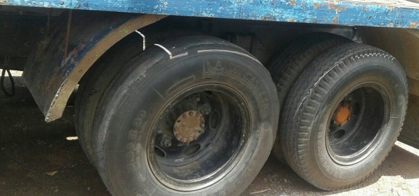 สิบล้อ อีซูชุ ร็อค175โบว์ เพาเดียว พื้นเรียบ ยาว6.30ม สภาพดีพร้อมใช้ ทะเบียนพร้อมโอน