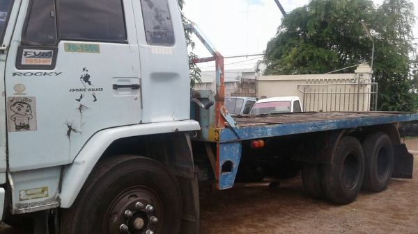 สิบล้อ อีซูชุ ร็อค175โบว์ เพาเดียว พื้นเรียบ ยาว6.30ม สภาพดีพร้อมใช้ ทะเบียนพร้อมโอน