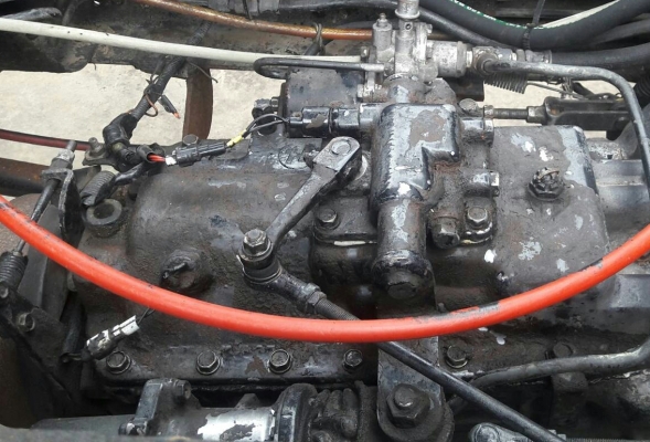 ลูกค้าจองแล้วครับ ขายด่วนๆ 585,000บ หกล้อ ฮีโน่ FD2HLA HO7D 195โบว์ ยางเรเดี้ยล ดั้มค็อกเกษตร ยาว5.30ม สภาพดีหัวเก๋งแค๊ฟบางเดิมสีสวยกริ๊ปพร้อมใช้ ทะเบียนพร้อมโอน