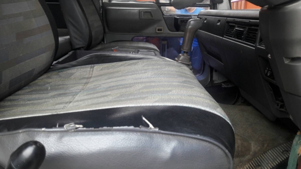 ลูกค้าจองแล้วครับ ขายด่วนๆ 585,000บ หกล้อ ฮีโน่ FD2HLA HO7D 195โบว์ ยางเรเดี้ยล ดั้มค็อกเกษตร ยาว5.30ม สภาพดีหัวเก๋งแค๊ฟบางเดิมสีสวยกริ๊ปพร้อมใช้ ทะเบียนพร้อมโอน